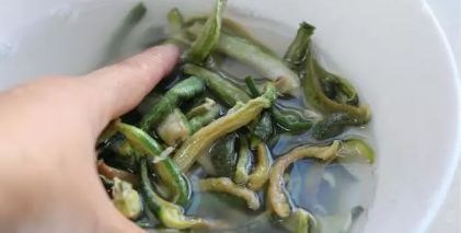 冬吃萝卜夏吃姜萝卜的神仙吃法,怎么腌萝卜咸菜清脆爽口