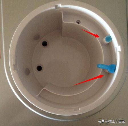 饮水机漏水的原因及处理方法,家用迷你饮水机底下漏水解决方法