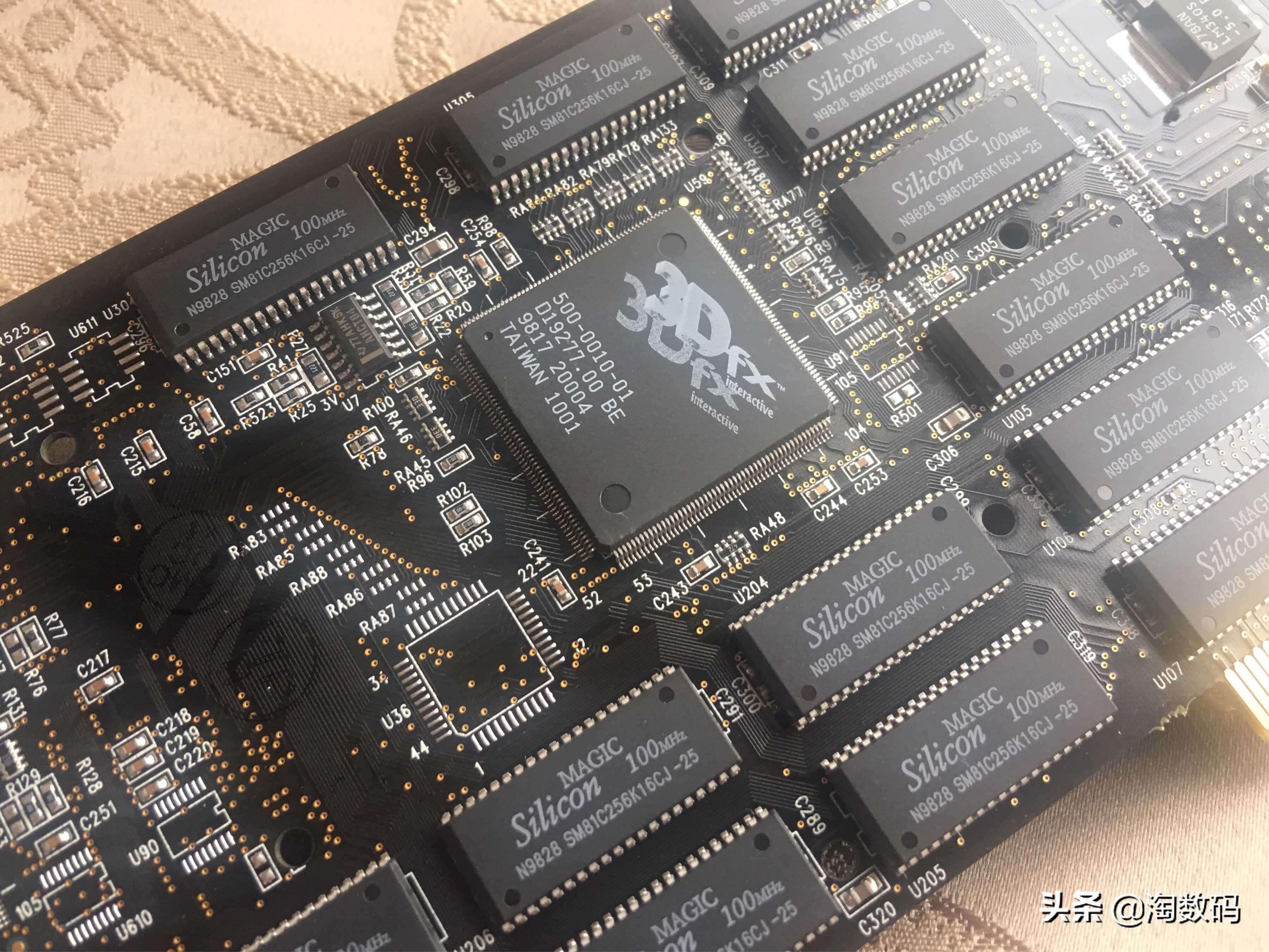 能认识这几张显卡的,都是至少20年数码PC经验的骨灰级大神