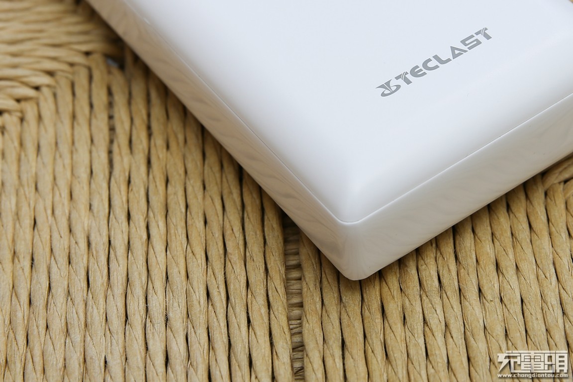 台电t200a移动电源,台电t200