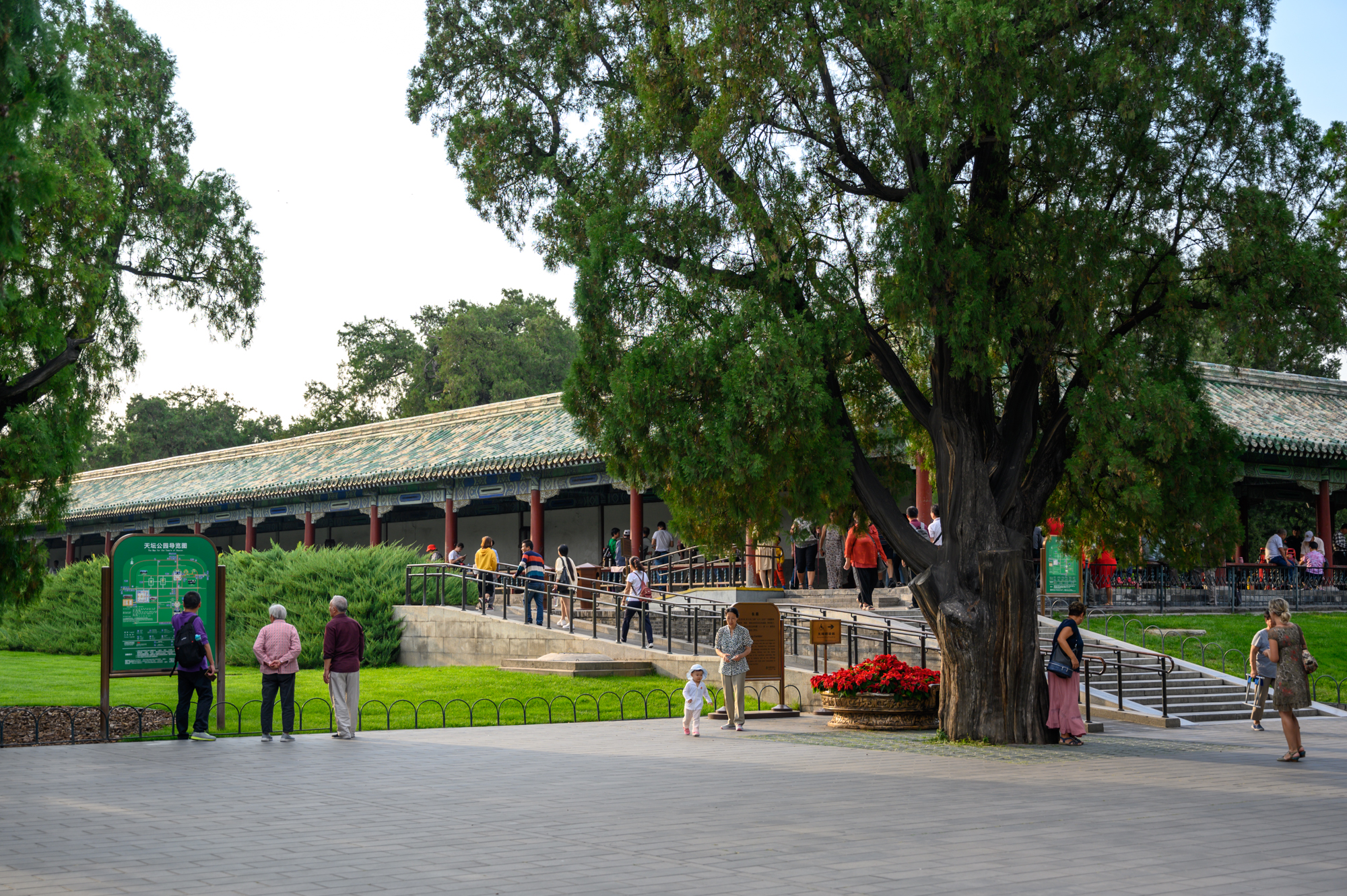 北京天坛公园,明清两代皇上们“祭天”的地方,竟是故宫的4倍大