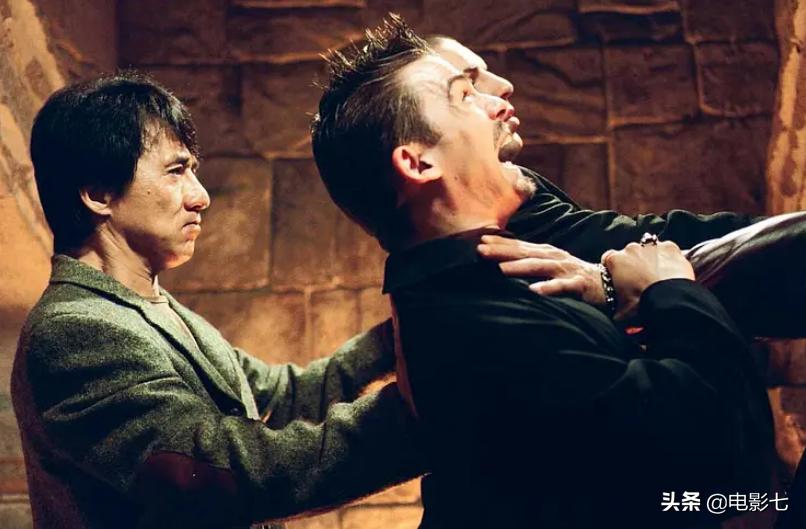 成龙第一部千万票房电影,投资9600万票房大破5亿