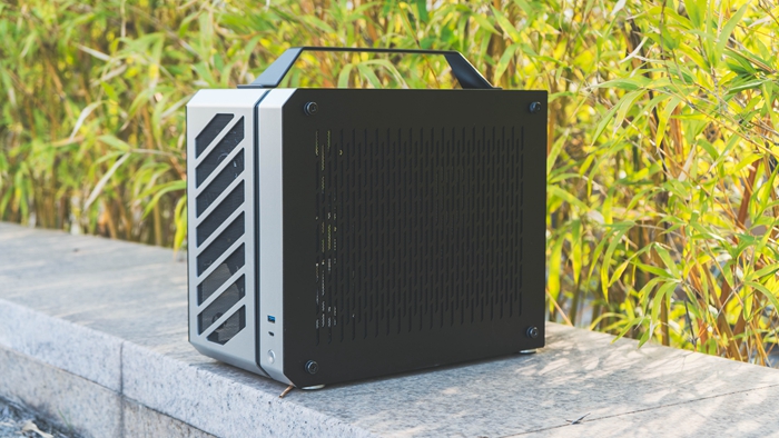 #试吃黑苹果BigSur——机械大师C28手提箱装机