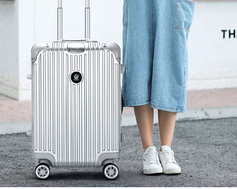 千万粉丝边看直播边剁手！TOP35大主播空降圣地卖货