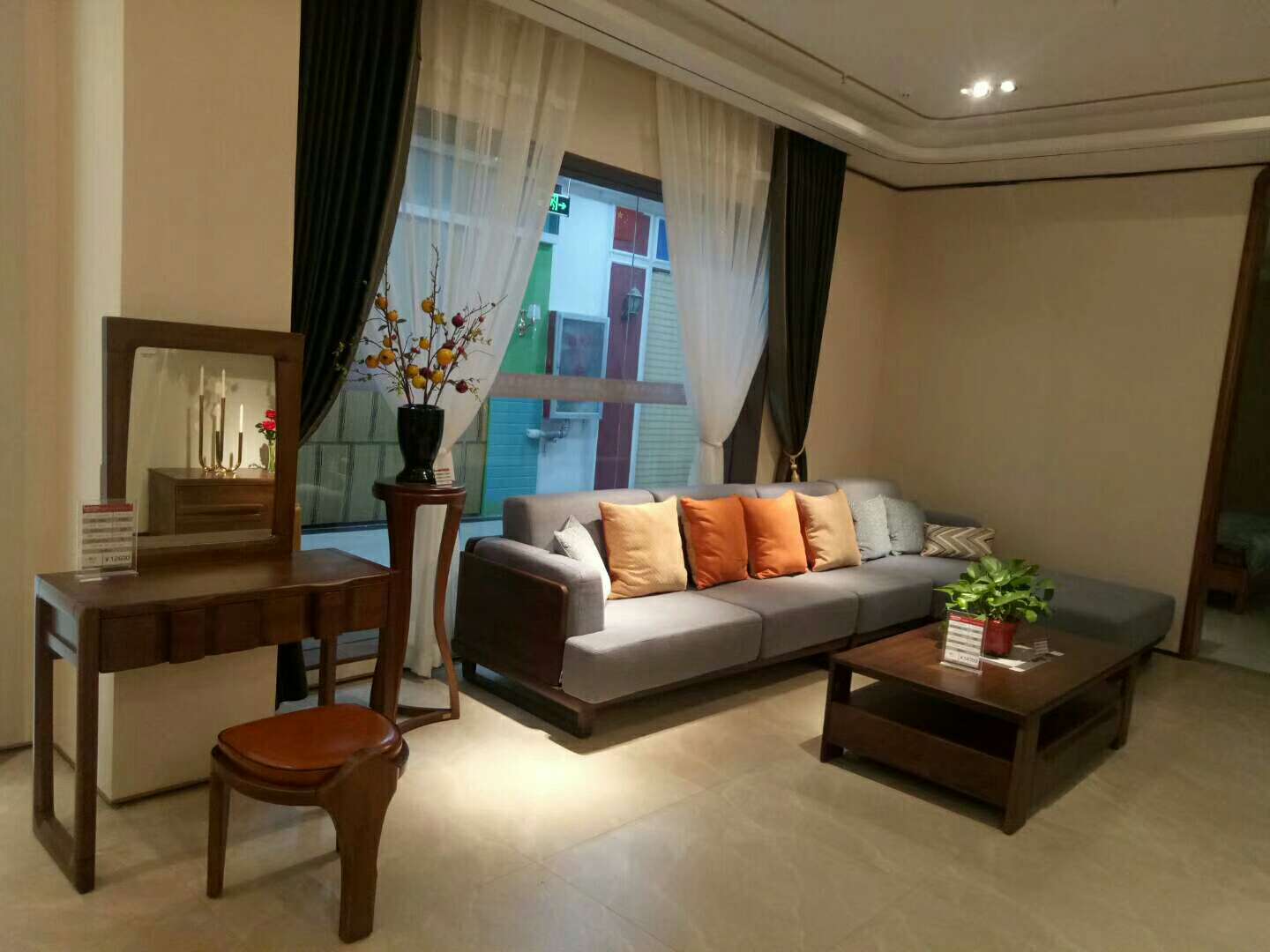 商丘年年红红木家具广场,商丘年年红家具专卖店