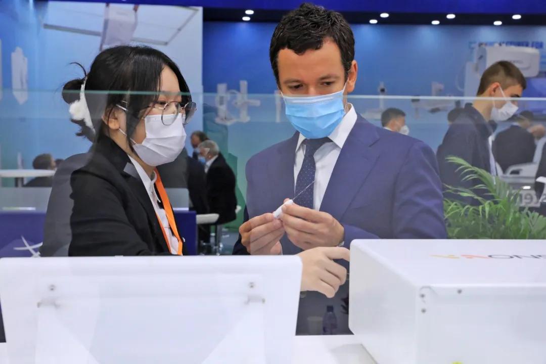 当创新中国邂逅精工德国|逆行亮剑Medica，赛诺微将创新进行到底
