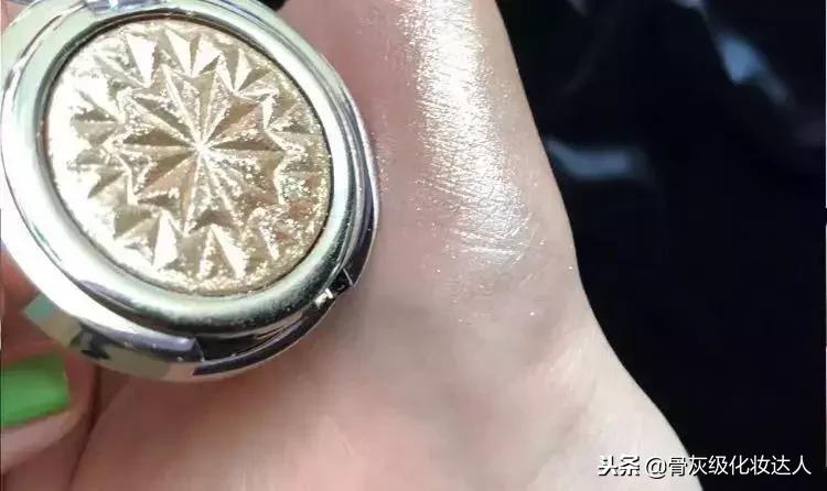 kiko这波圣诞新品美爆了，只要100块！