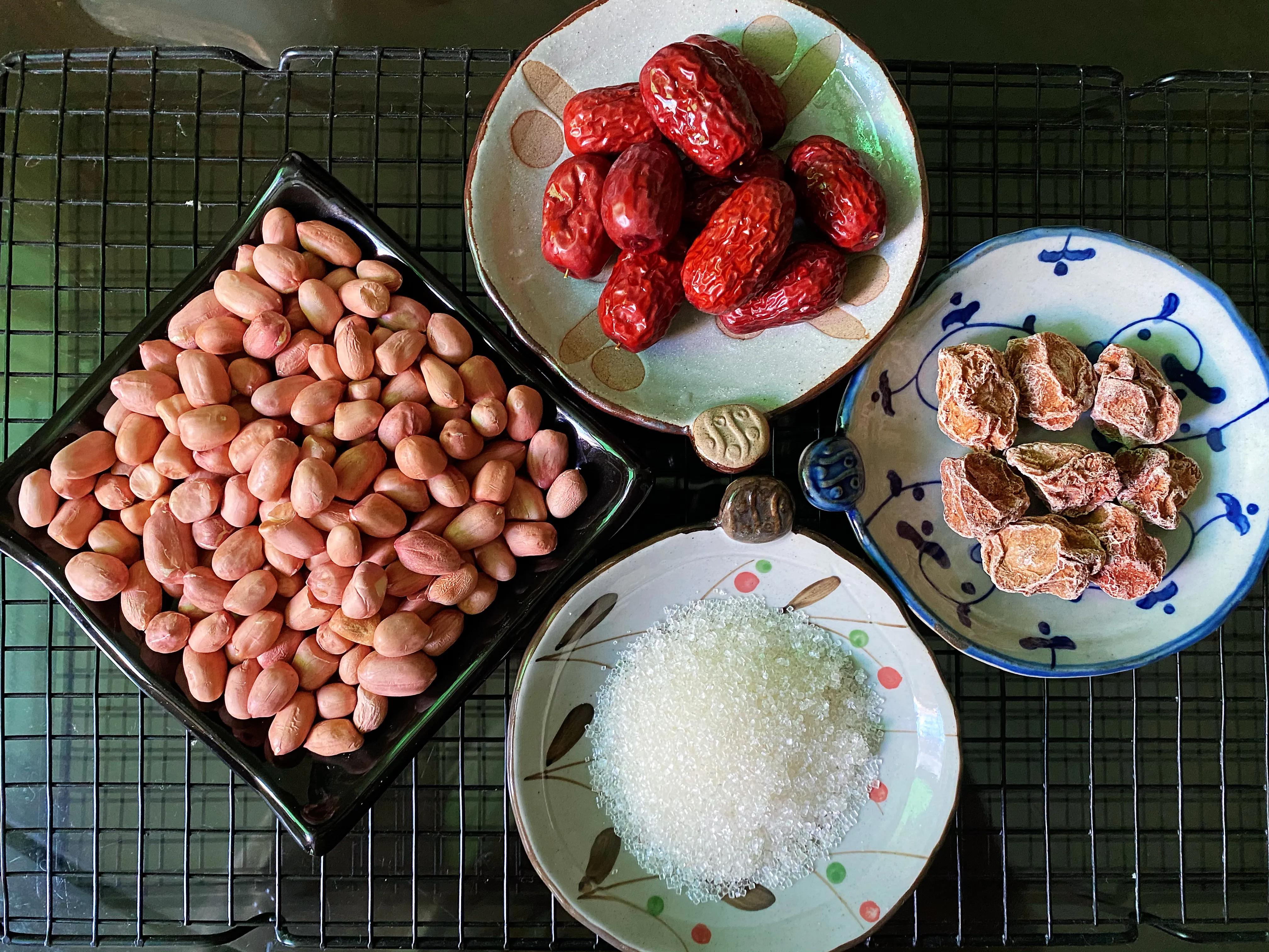 话梅花生家常做法,话梅花生米做法