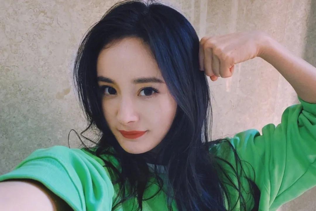 杨幂被拍在横店,杨幂被拍素颜照