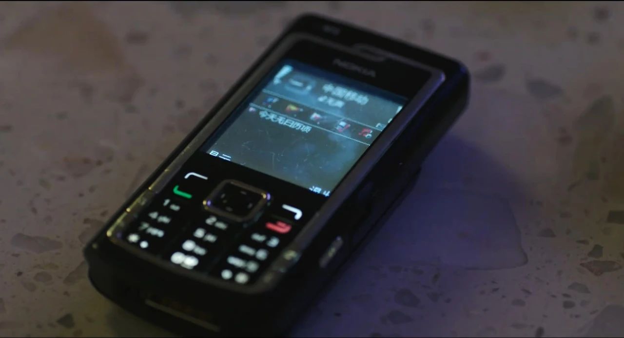 《隐秘的角落》里的中年人脸上都写着一句话：我太难了