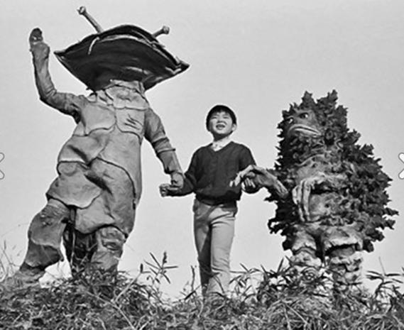 奥特曼|嘎拉蒙到底是什么颜色？红色？绿色？