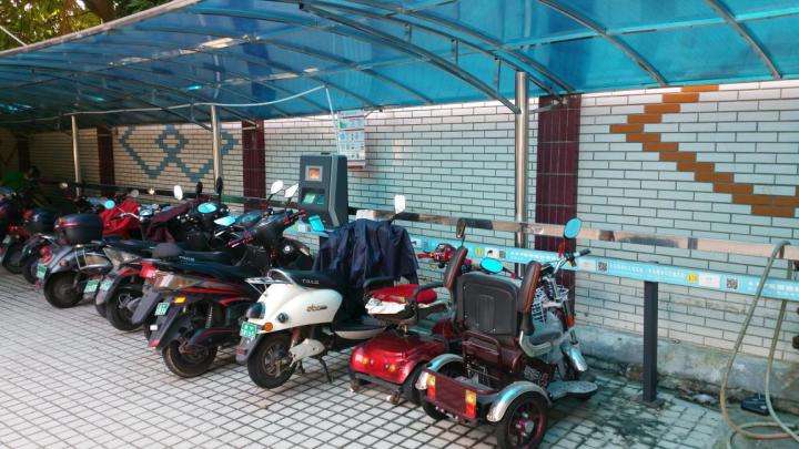 电动车跑得特别慢可以换电池吗,如何解决冬季电动车跑不远的问题