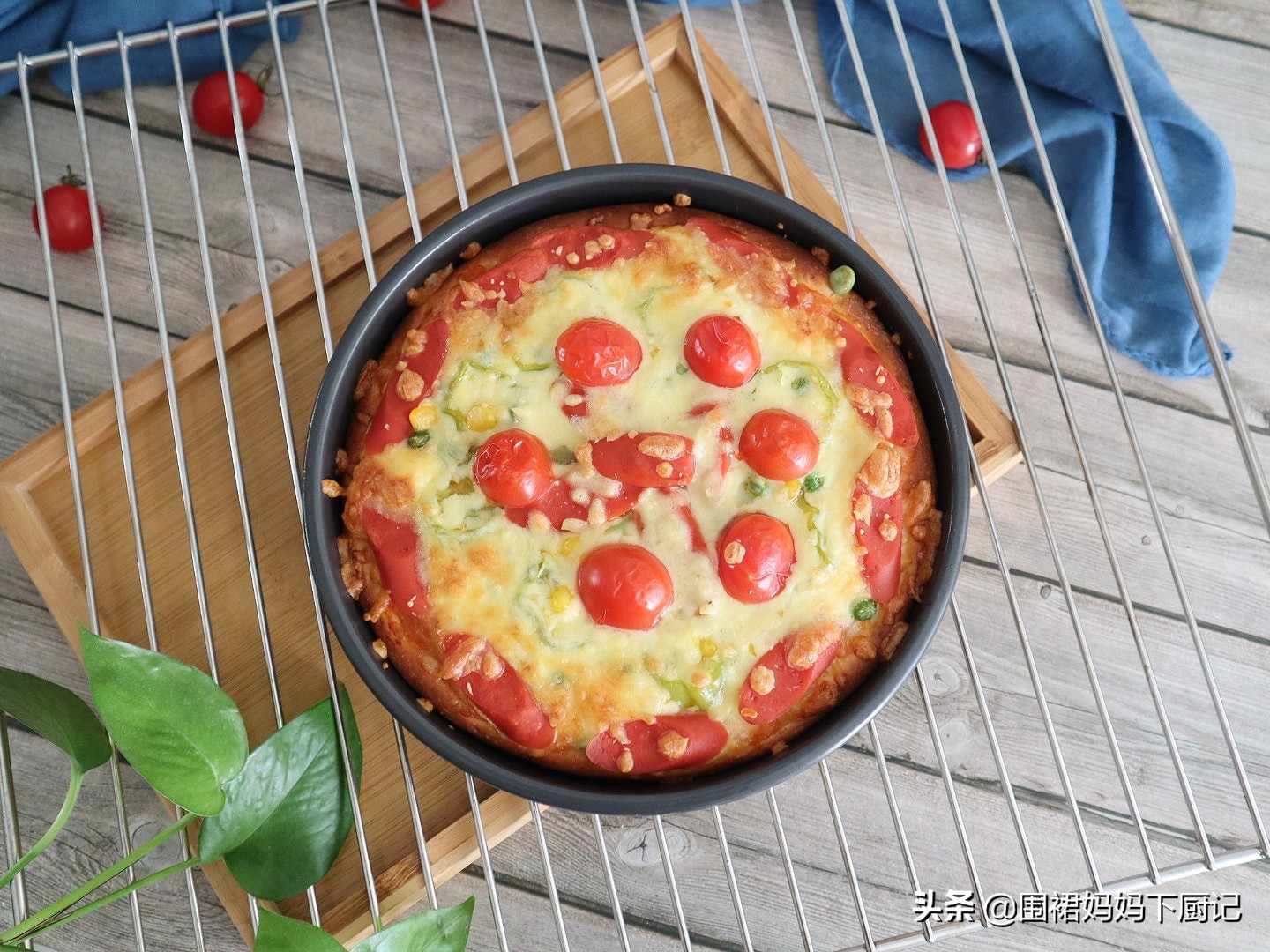 在家用现成披萨饼做披萨简单做法,家庭披萨自己做饼皮