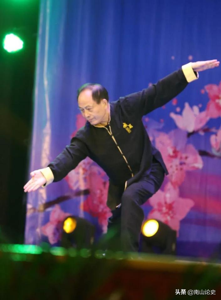 浅谈吴信良拳术造诣，曾15次于省市级比赛夺冠，功夫高达国术8段