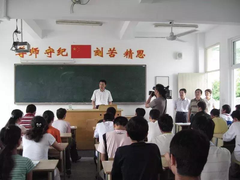 江浦高级中学算不算重点高中,江苏省江浦高级中学在全国出名了
