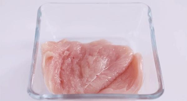 在家做香酥鸡排香嫩不柴,怎样才能做出外酥里嫩的炸鸡排