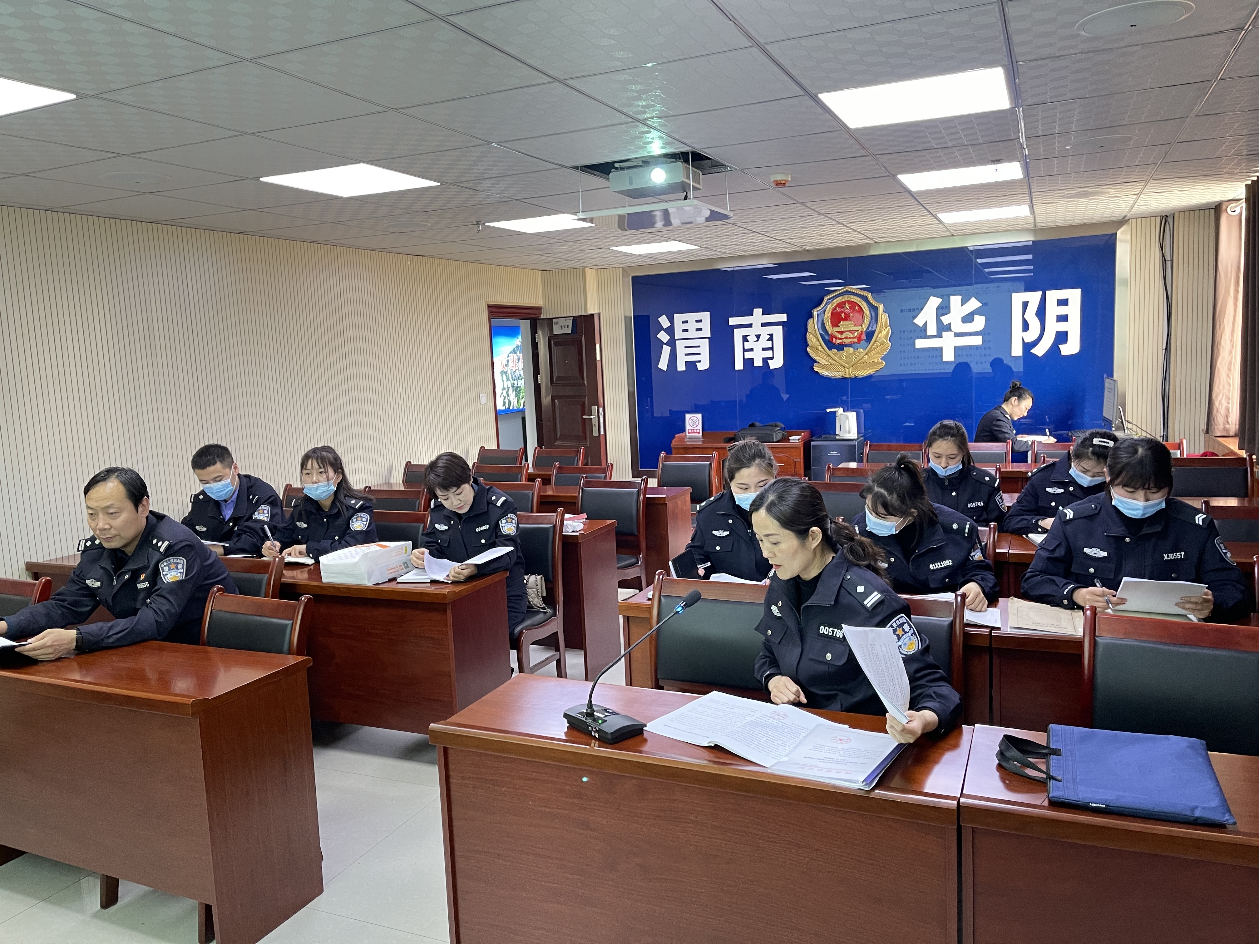 华阴公安实战砺精兵,华阴公安局强化执法培训