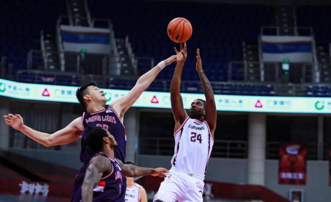 辽宁42分不敌浙江,42分大胜辽宁后再赢33分