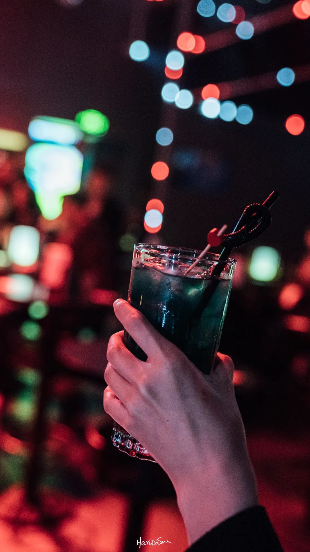 武汉嫂子和男将的秘密狂欢派对，在沿江大道153号