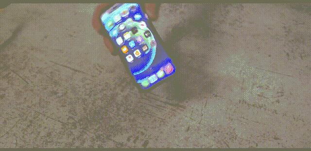 iphone12屏幕有没有贴膜,iphone12屏幕有必要贴膜吗