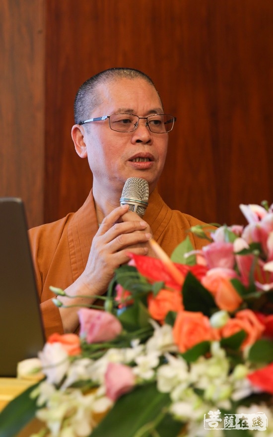 2019佛教英语培训班:净因法师做《印度佛教专题》翻译培训