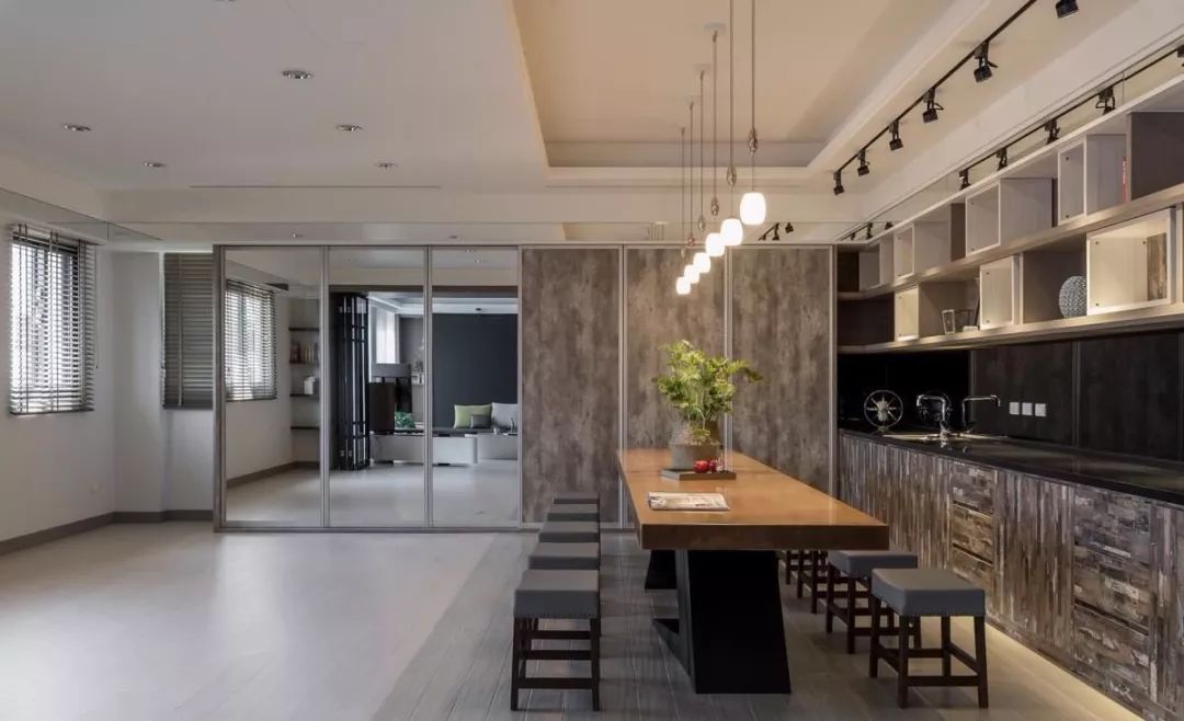 隔而不断的屏风设计,30公分的屏风