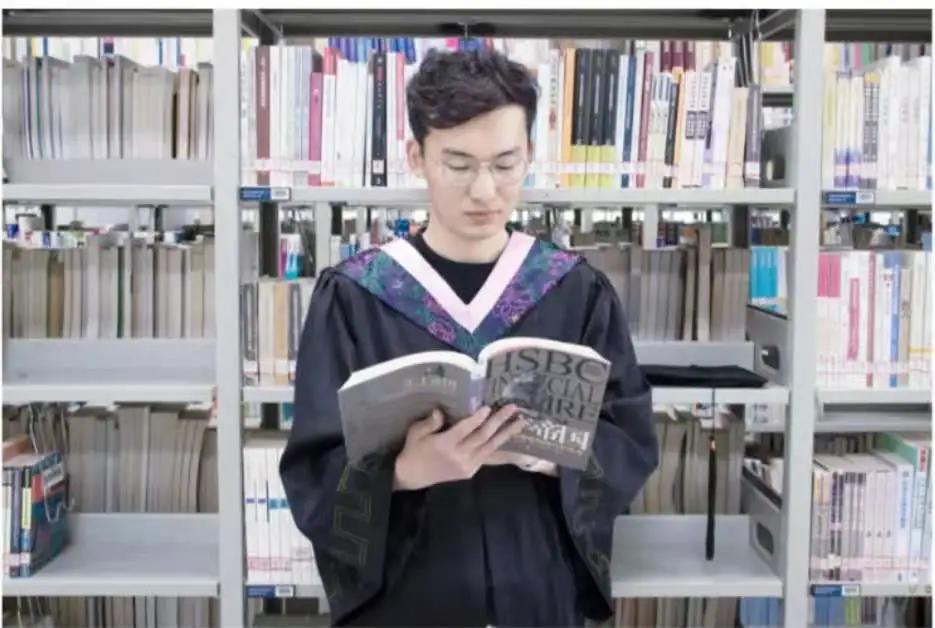 四年后，这条版面留给你们@全体高考生