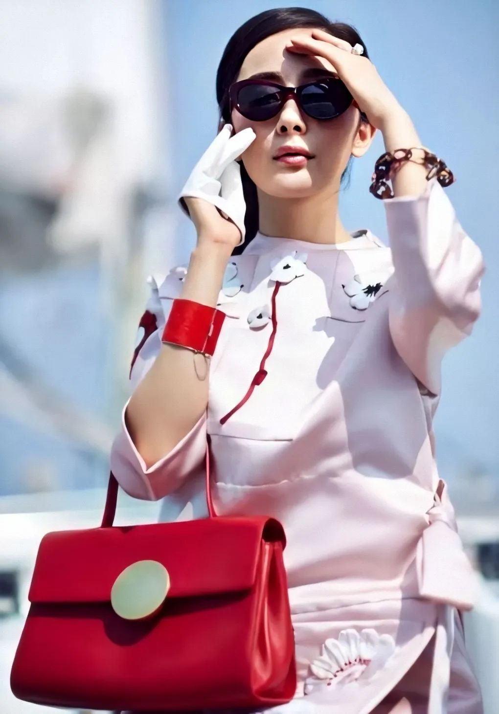 适合女生的第一款高奢包,5000千元以下的轻奢女包推荐