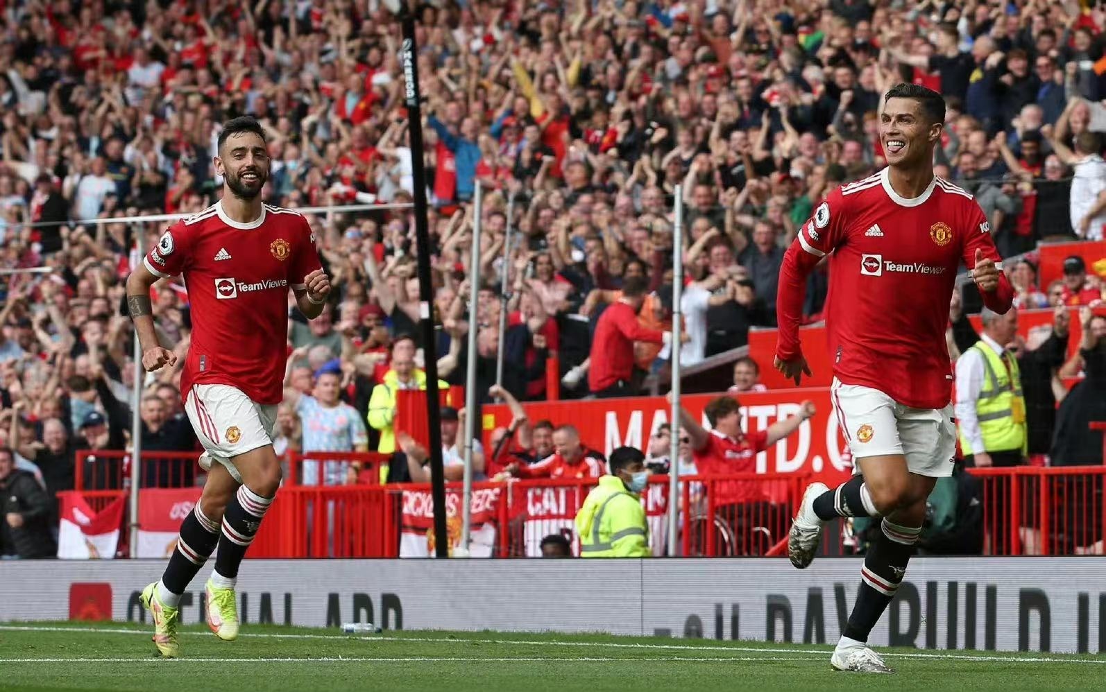 c罗无解头球埃弗拉,这就是c罗