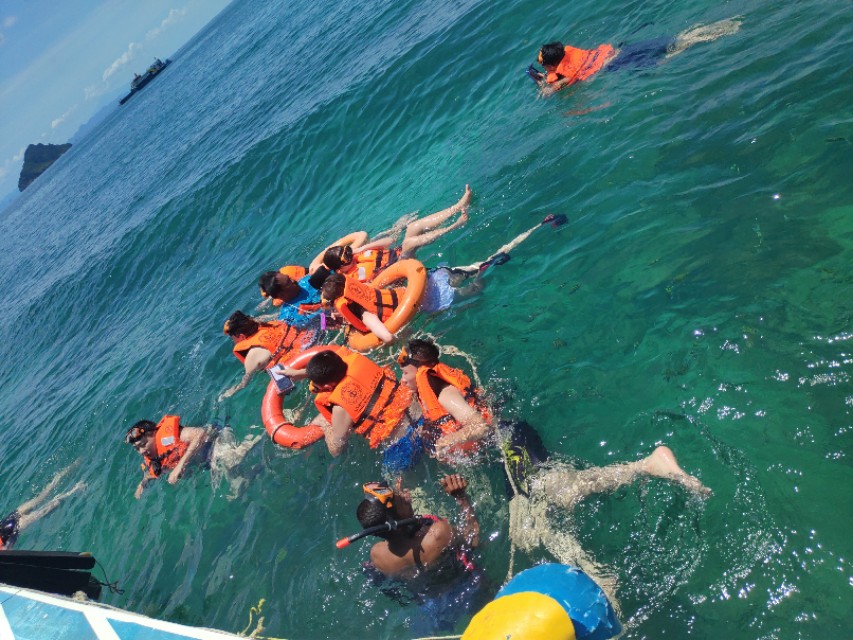 普吉岛适合浮潜的海滩,普吉岛大堡礁