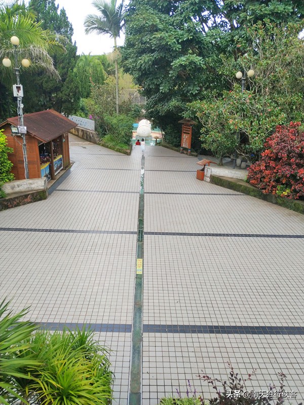 北回归线游览区,哈尼北回归线