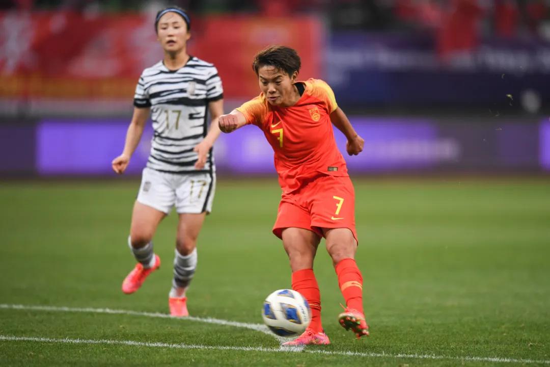 中国女足王霜采访记录,采访女足王霜视频完整版