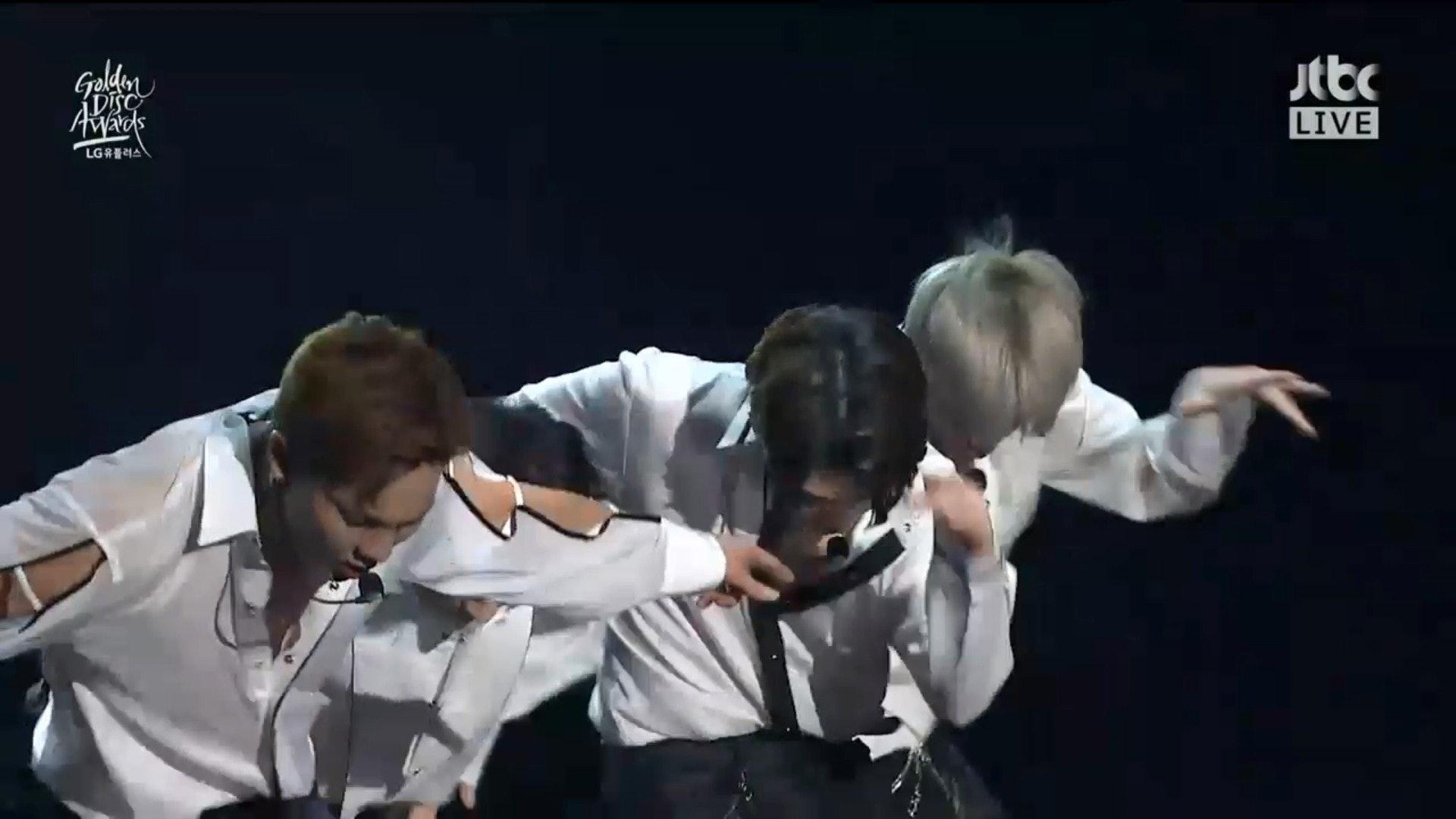 monstax舞台忘关麦,monstax下舞台不关麦