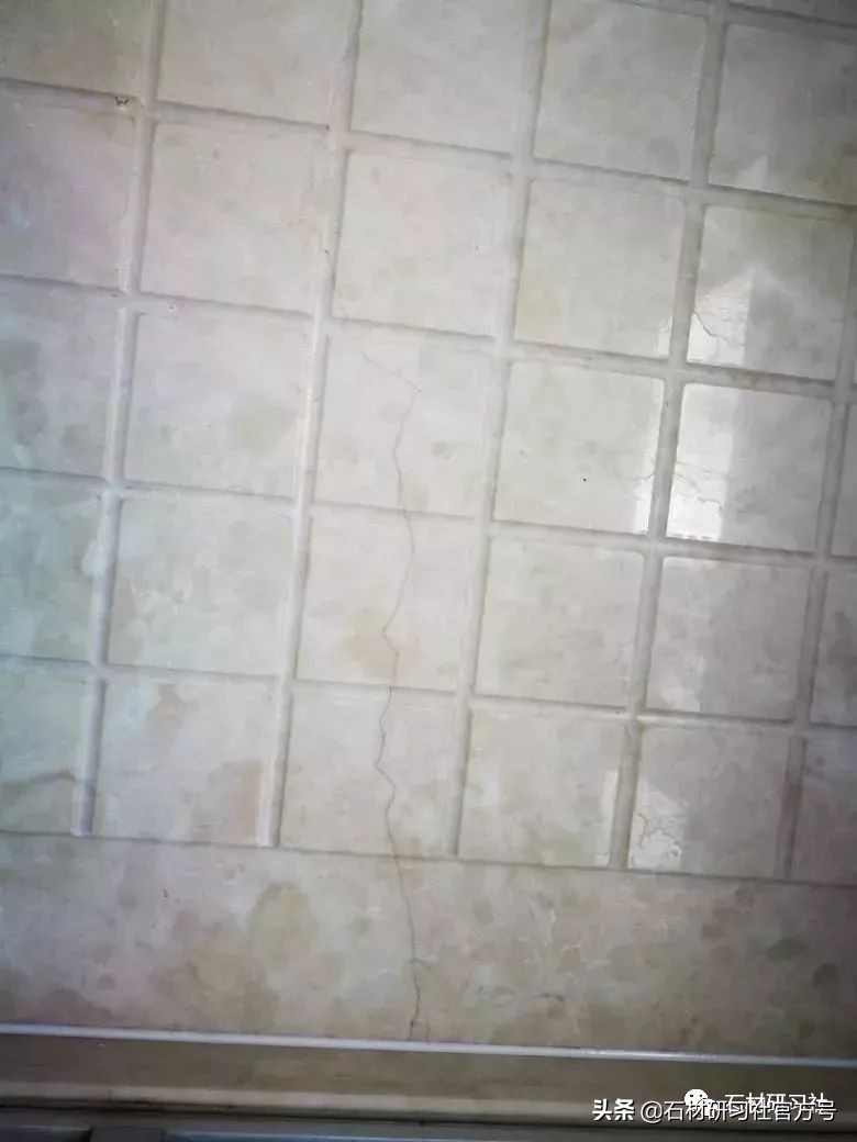 装修玻璃破碎的原因,装修碎砖怎么处理