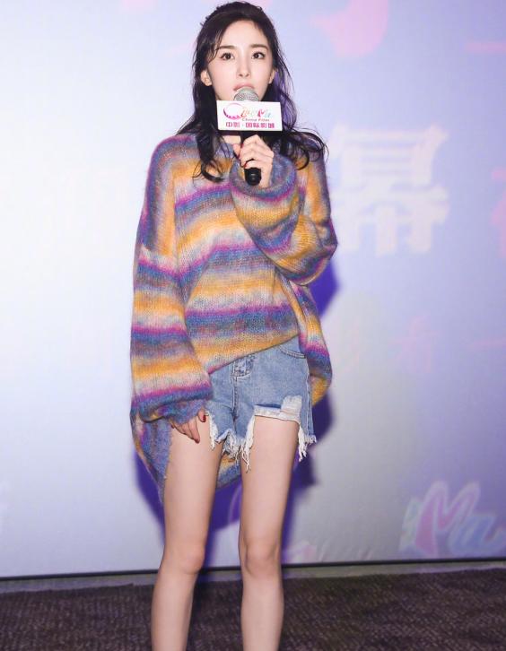 春季毛衣叠穿,毛衣怎么叠穿保暖又时尚