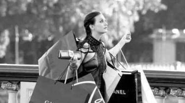 女人可以不差钱,但不可以不花男人的钱