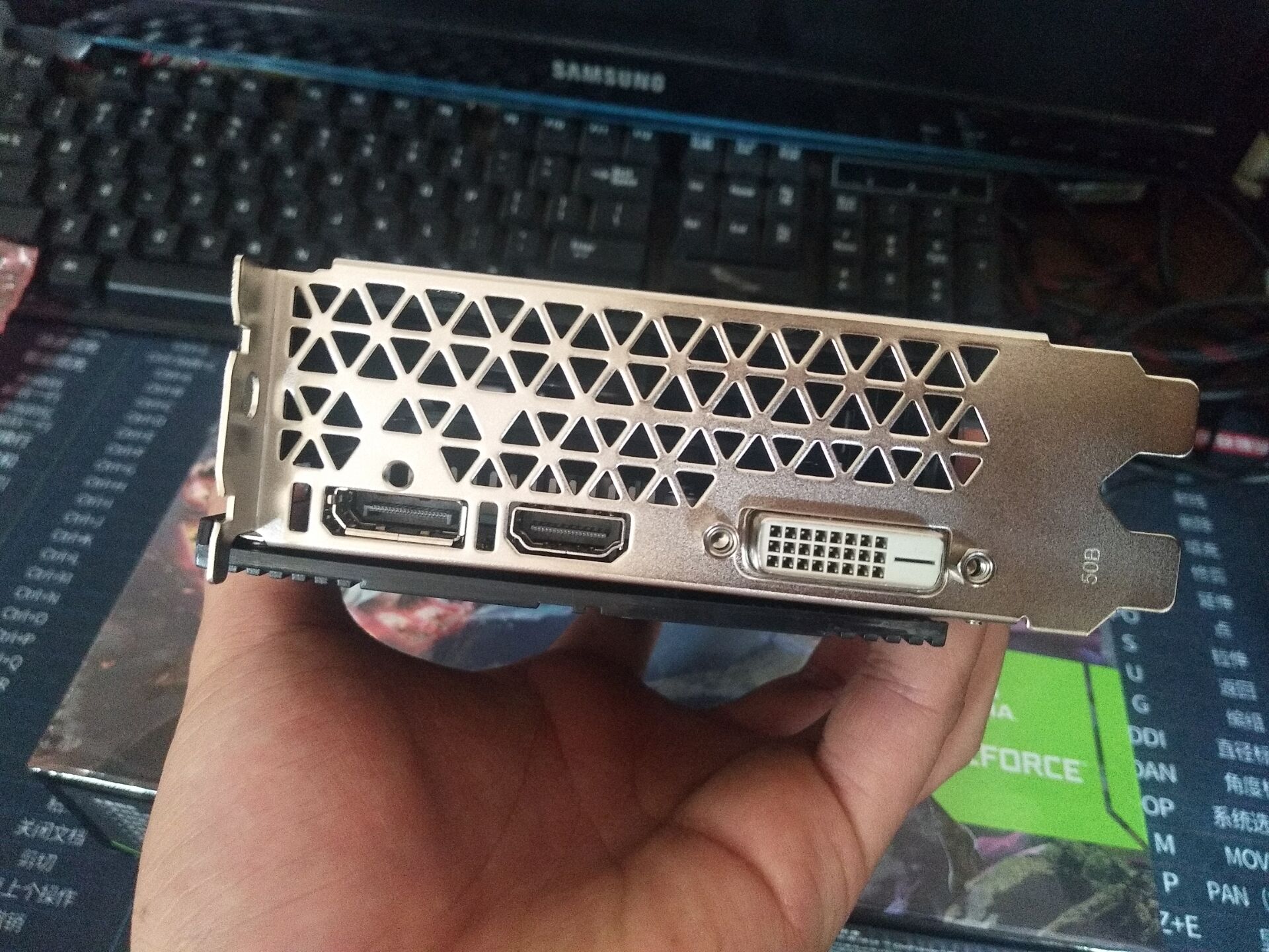 品牌显卡和nv显卡,nv显卡推荐