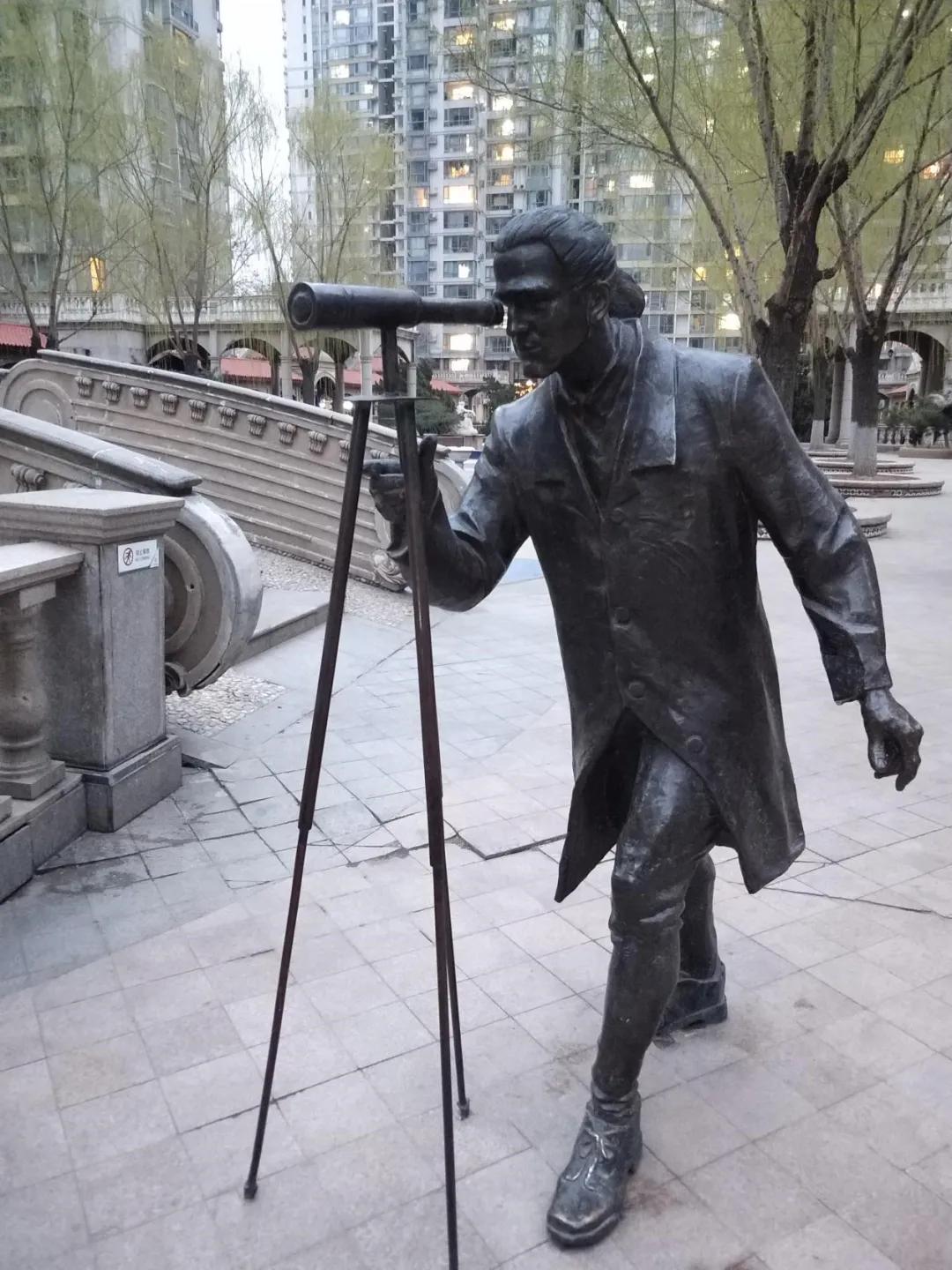 国贸附近高端住宅,560万置业四环低密住区