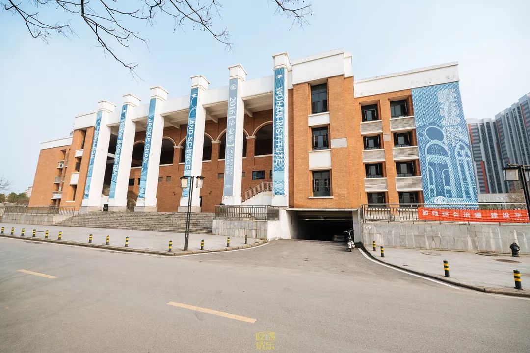 自从藏龙岛有了南延线，我就再没羡慕过别人家的学校！