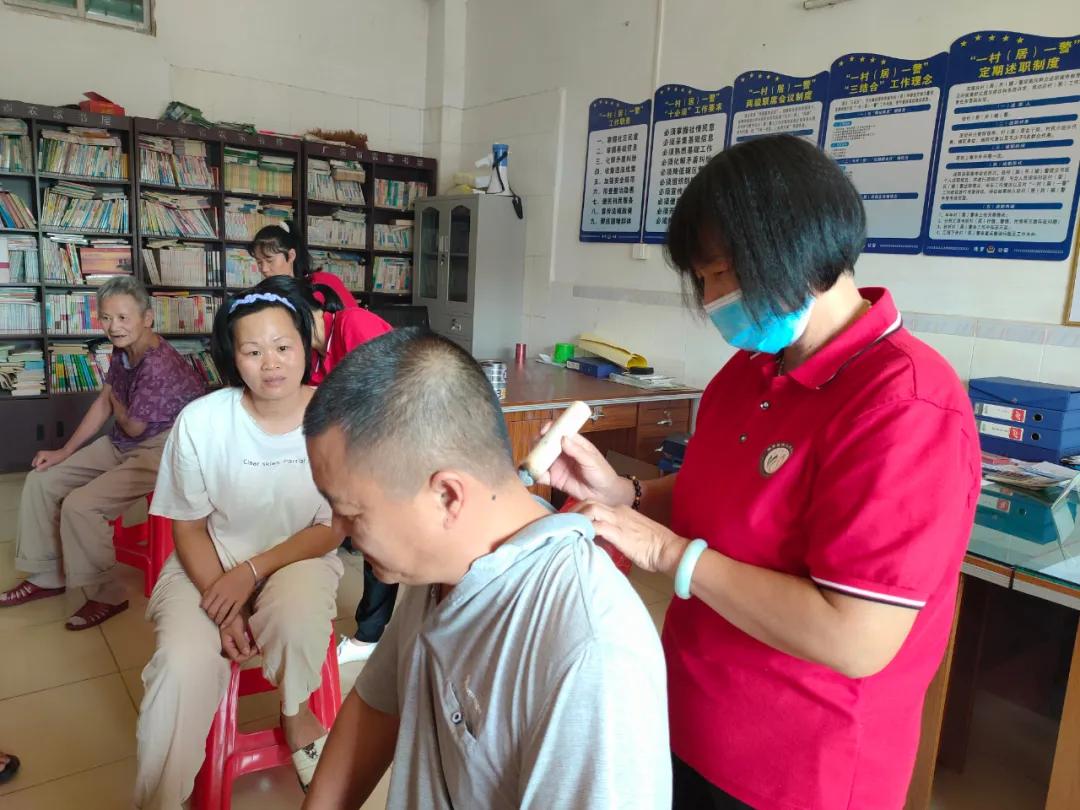 志愿服务我们齐参与,志愿服务我们一直在路上