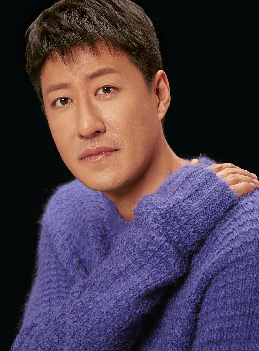 “谍战剧天王”于震：洗去“家暴男”标签，乐做3胎爸爸