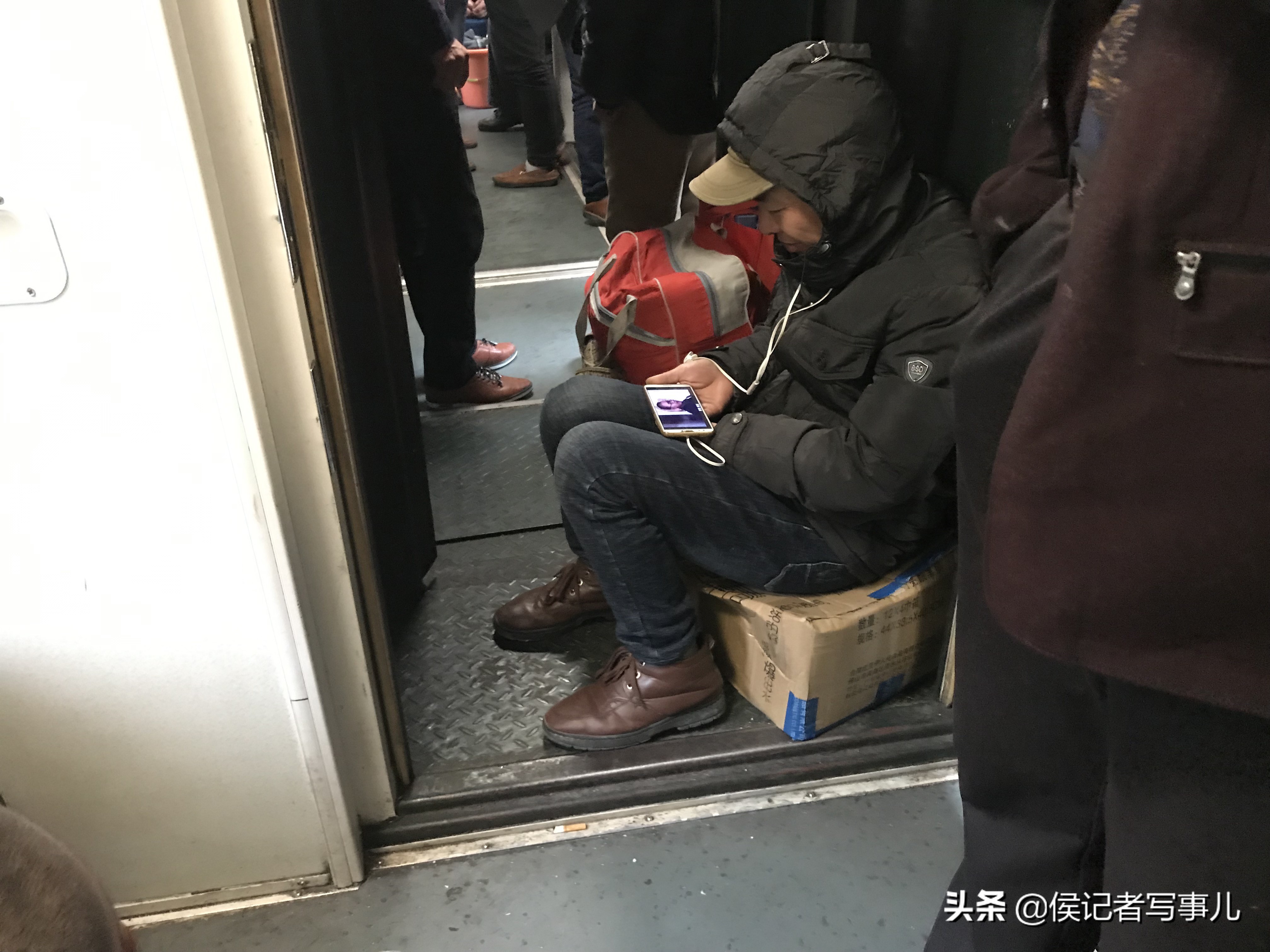 记者体验铁路,记者体验春运视频