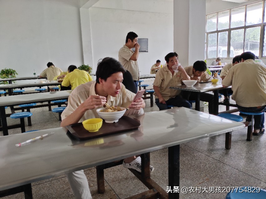 电子厂打工族的真实生活,泰州电子厂打工的真实生活