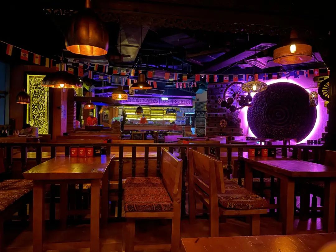 海伦司上小酒馆背后的生意经,海伦司小酒馆团购解放西路店