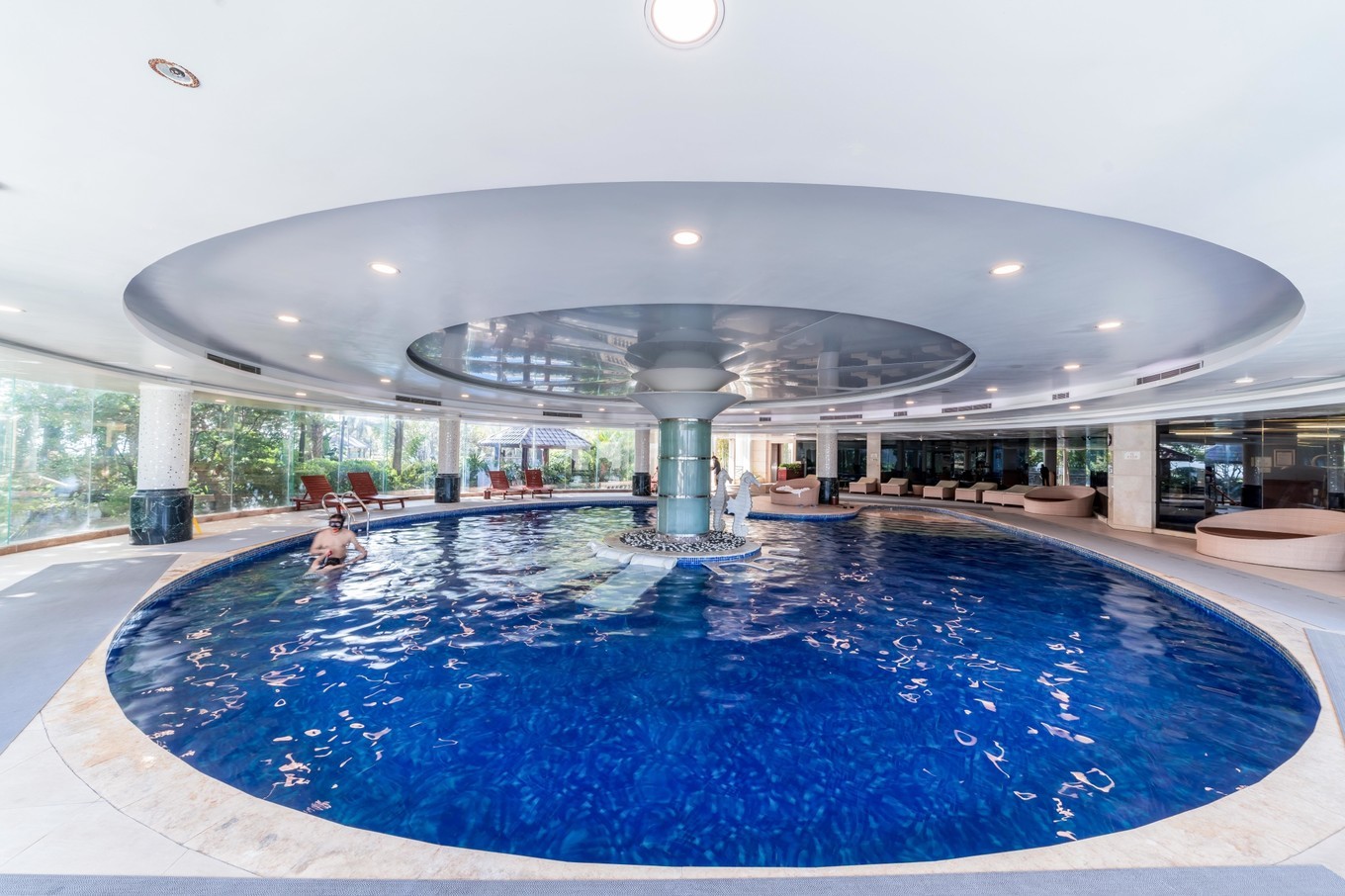 这里被称为广深后花园，每年夏天游人如织，有山有水的避暑胜地