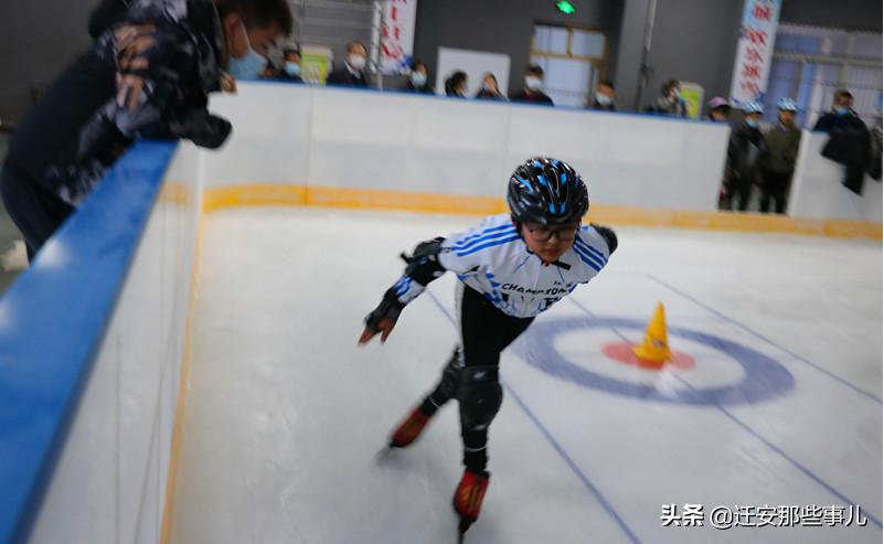 冰雪秀润景如画,行稳致远民安健