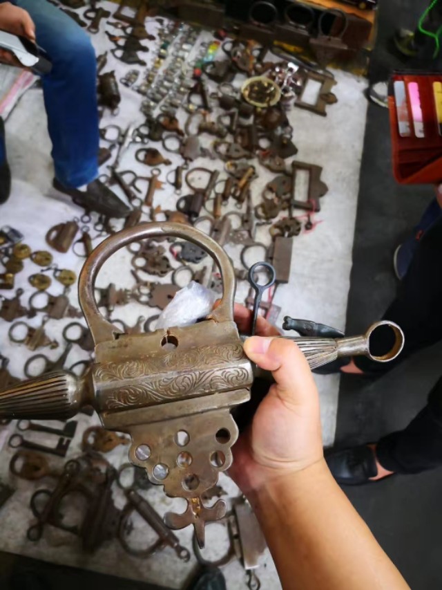 德黑兰摩的之旅视频,逛德黑兰街景