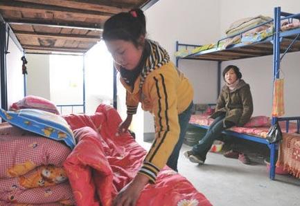 孩子送寄宿学校哭怎么办,孩子送去寄宿学校会后悔吗