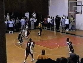 nba2kol文斯卡特98版扣篮动作,文斯卡特大风车扣篮背后角度