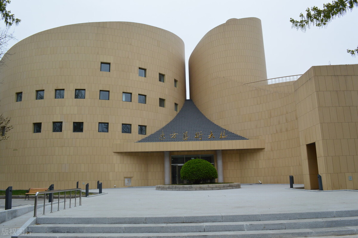 跟之前相比，南开大学“退步”了，还能跟清北站在同一起跑线吗？